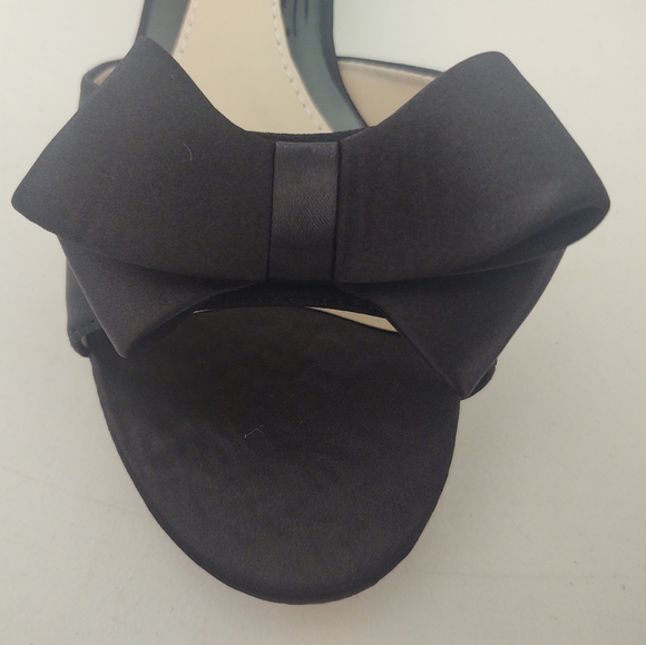 Shoes - Picture 6 of 6